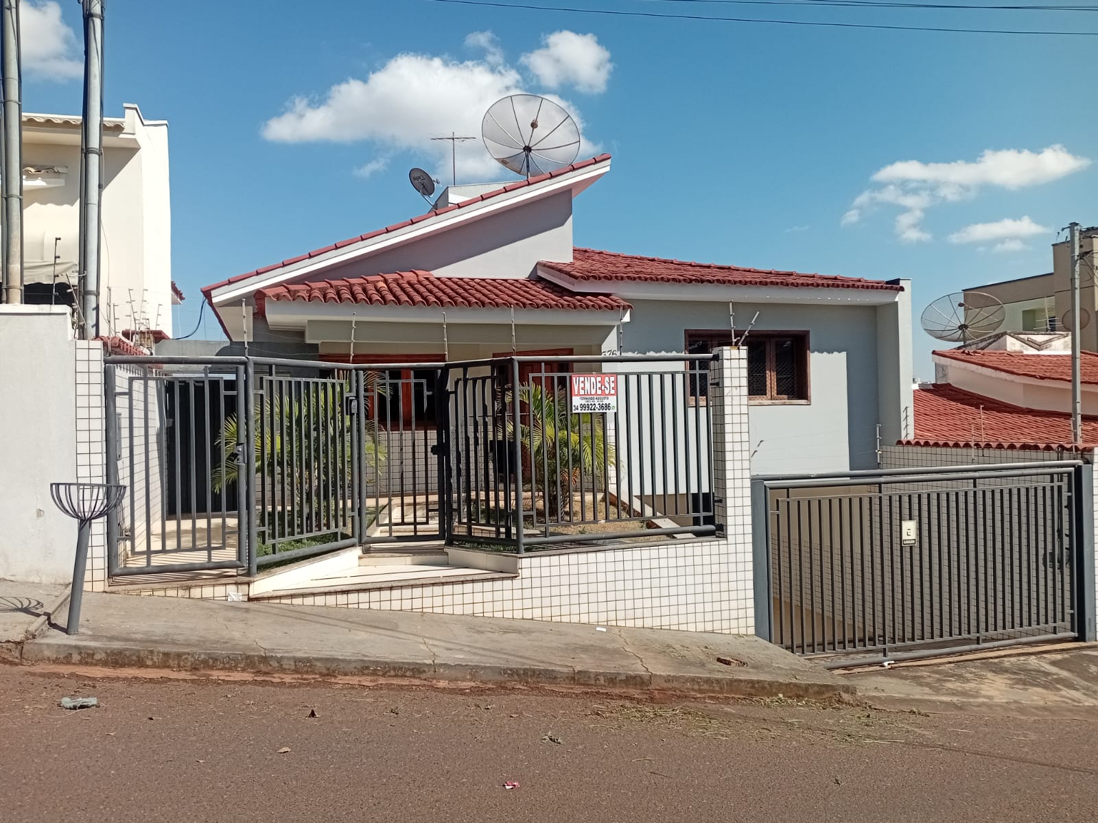 Casa 4 quartos para Locação Cidade Jardim, Patos de Minas