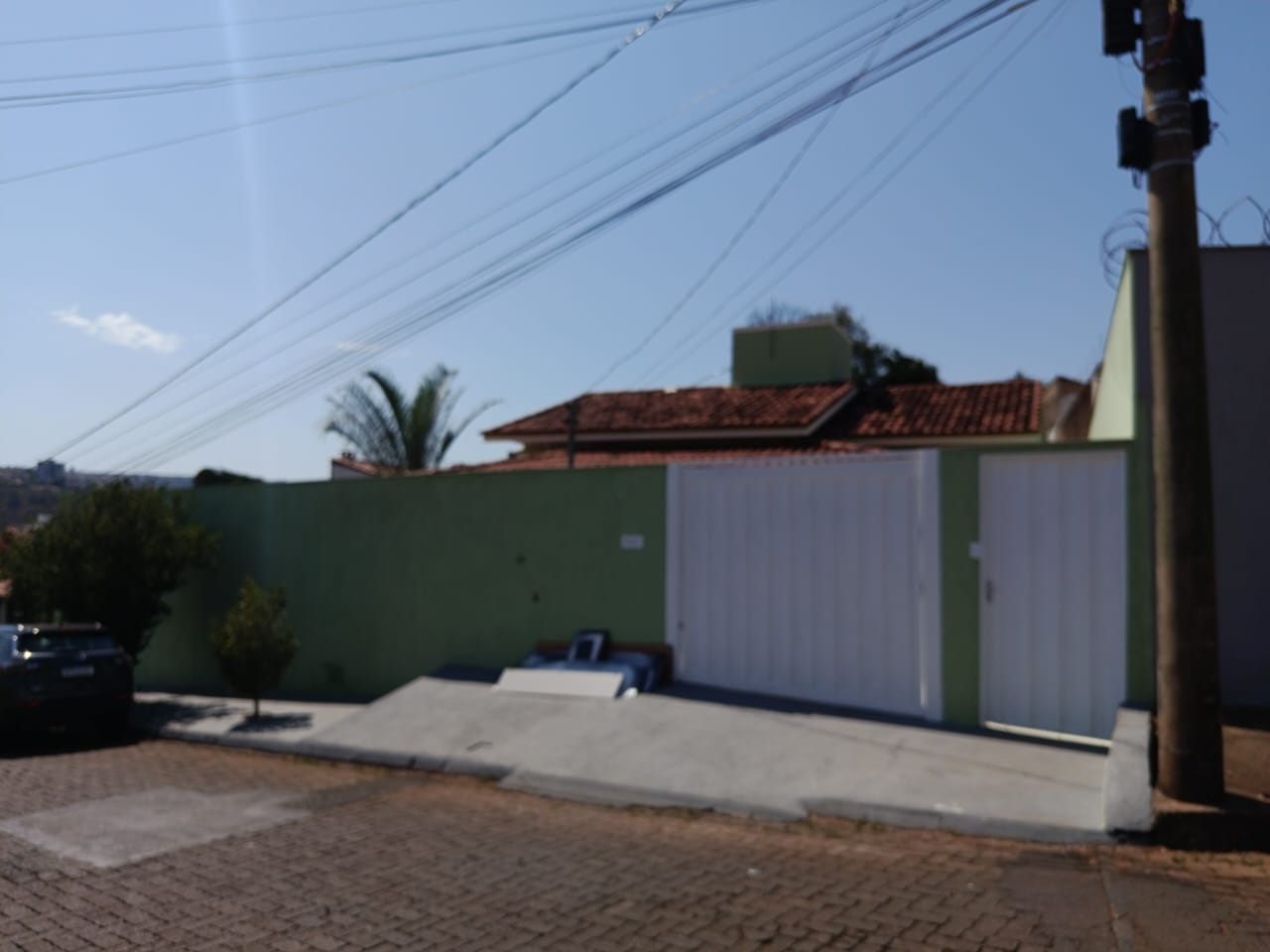 Casa espaçosa 3 quartos sendo um suíte, para Locação Antônio Caixeta, Patos de Minas