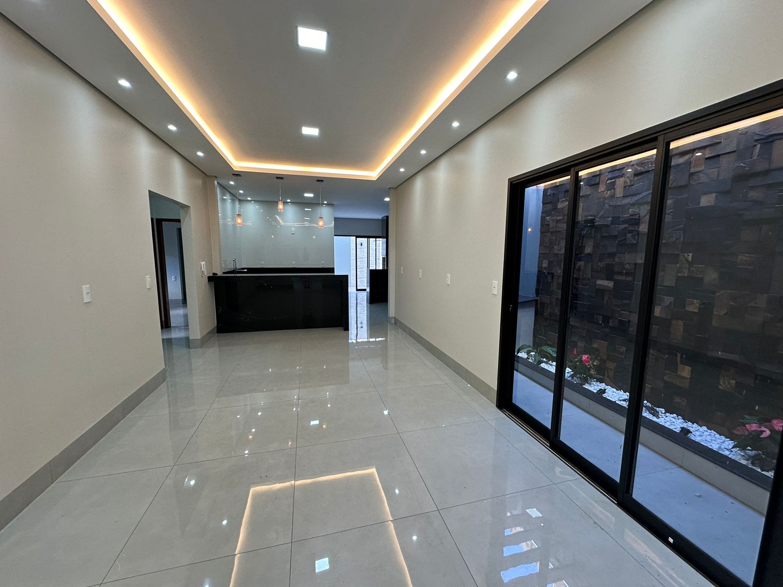 Casa 03 quartos para Venda Parque Sabiá, Patos de Minas