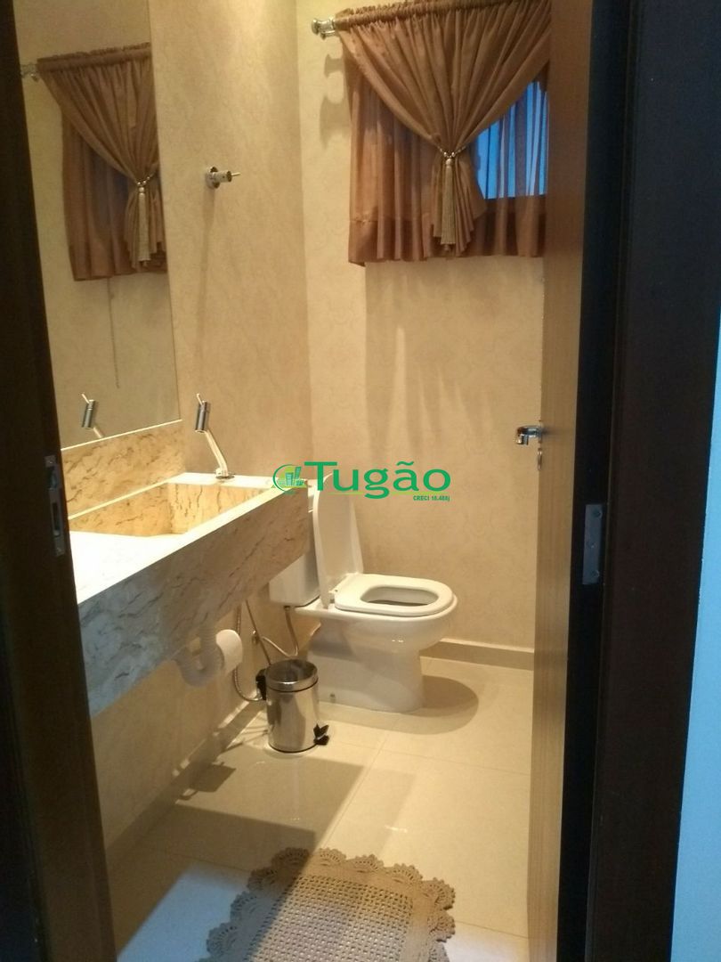 Casa de Condomínio com 3 quartos à venda, 220m² — foto 9 de 16
