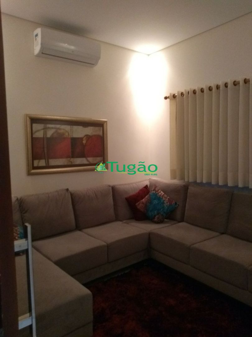 Casa de Condomínio com 3 quartos à venda, 220m² — foto 10 de 16