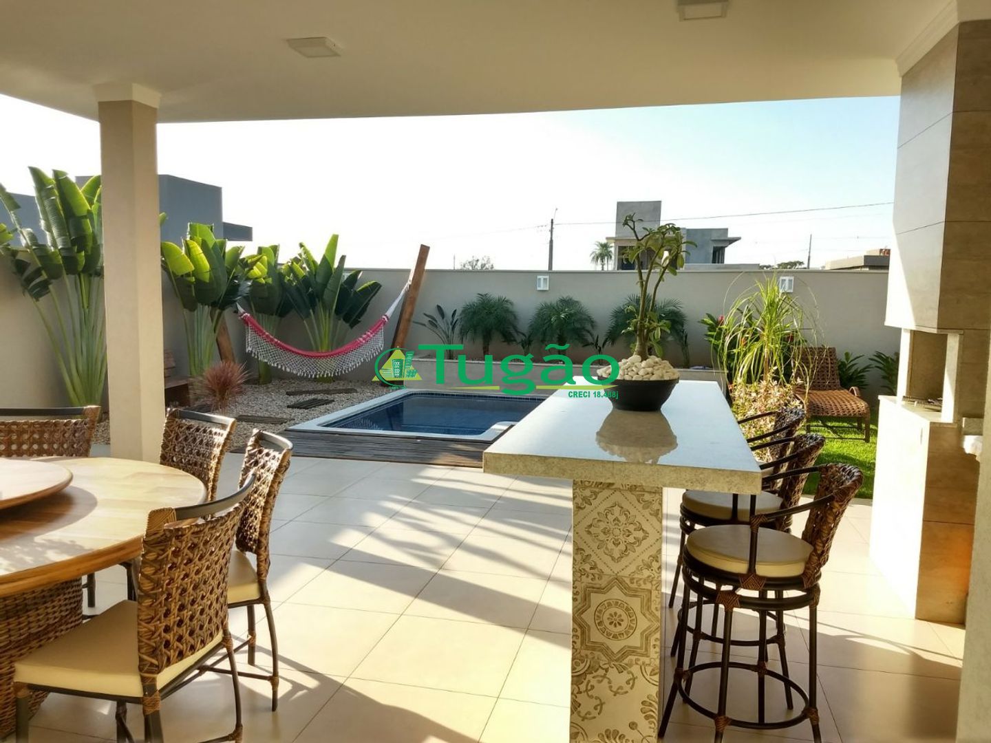 Casa de Condomínio com 3 quartos à venda, 220m² — foto 5 de 16