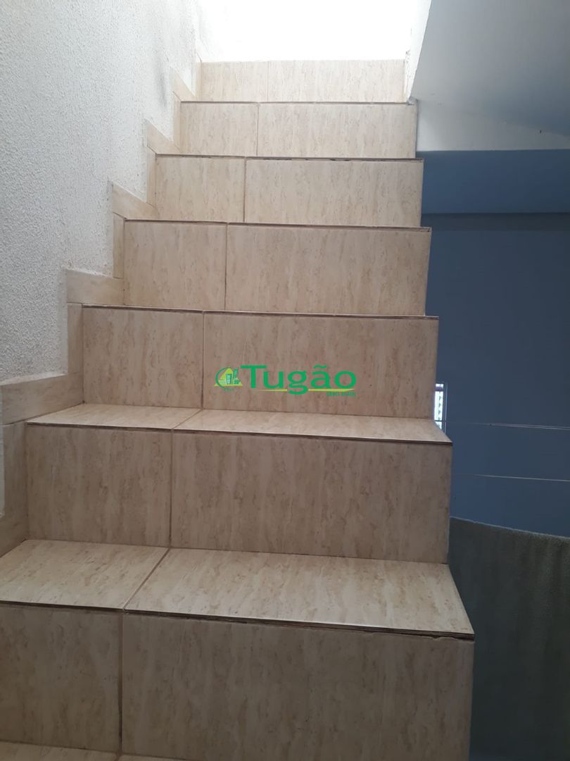 Casa com 3 quartos à venda, 170m² — foto 4 de 13
