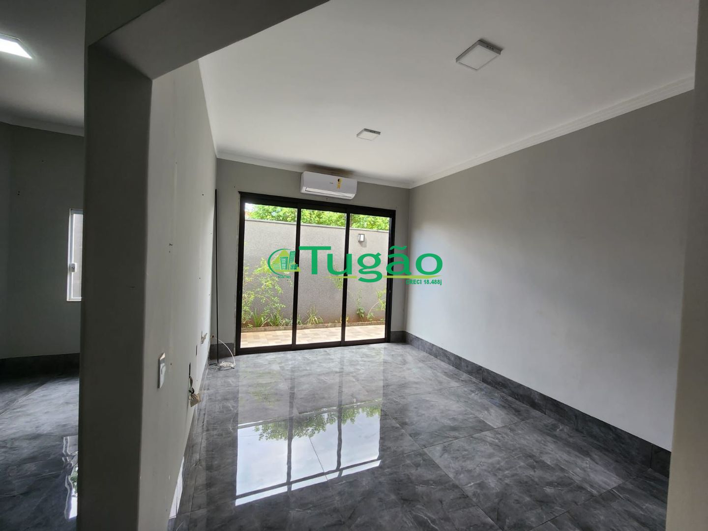Casa com 4 quartos à venda, 264m² — foto 8 de 24