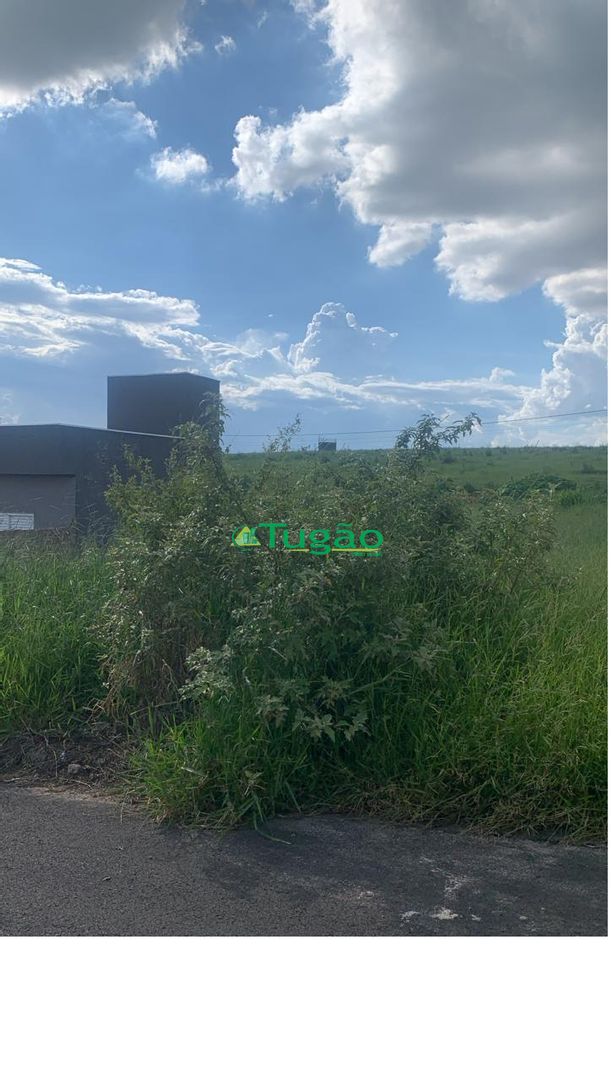 Terreno / Lote / Condomínio  à venda, 200m² — foto 2 de 4