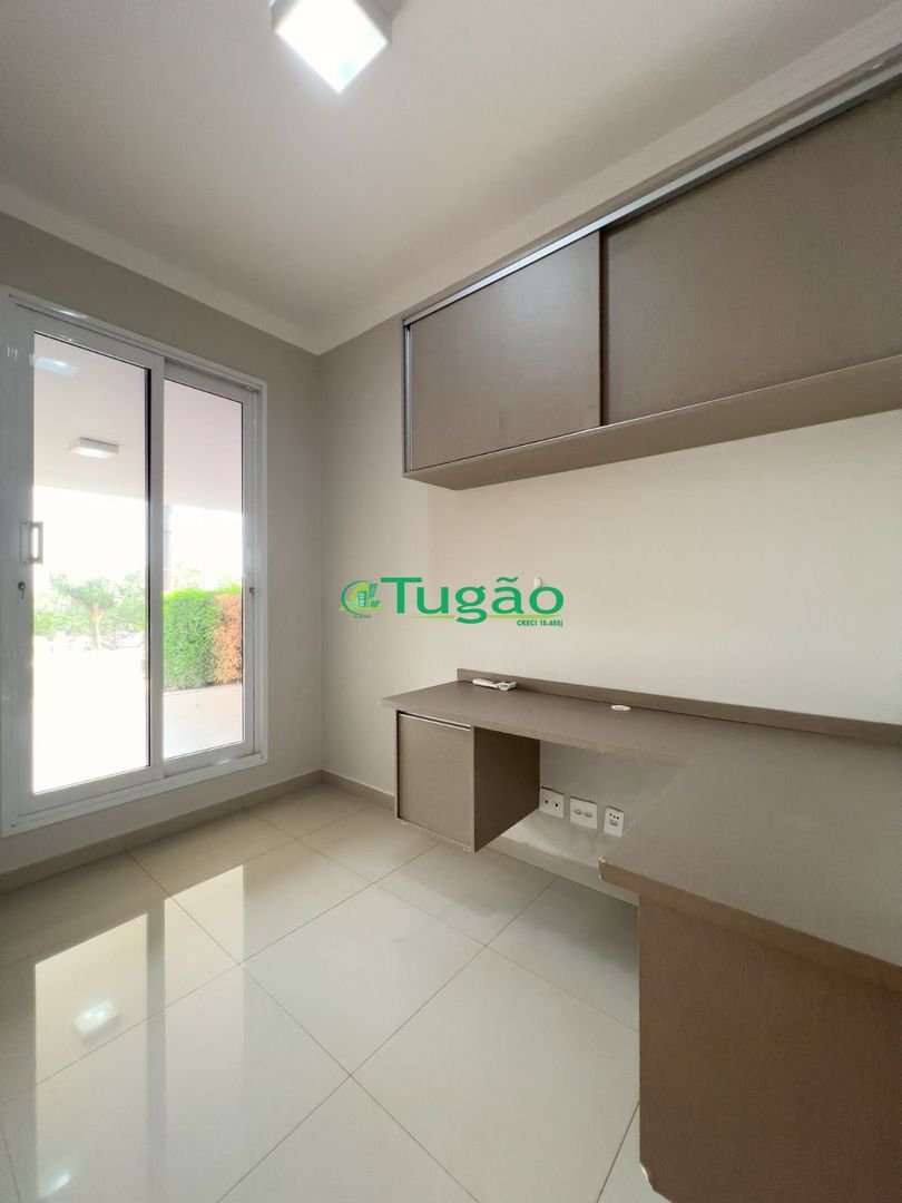 Casa com 3 quartos à venda, 200m² — foto 41 de 43