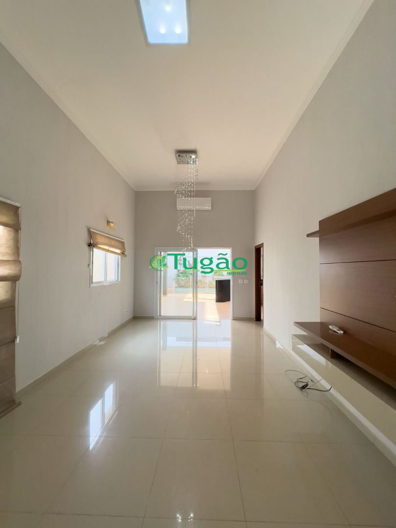 Casa com 3 quartos à venda, 200m² — foto 20 de 43