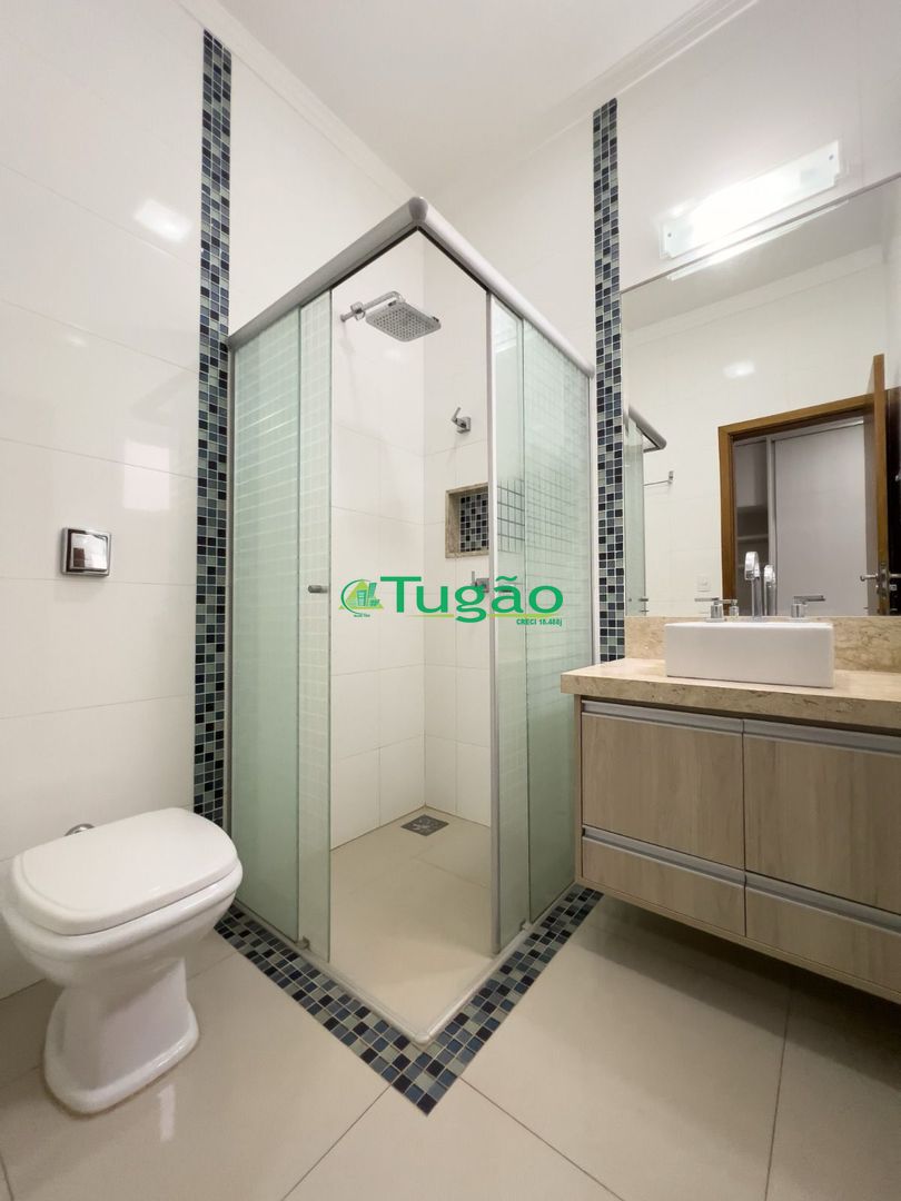 Casa com 3 quartos à venda, 200m² — foto 26 de 43
