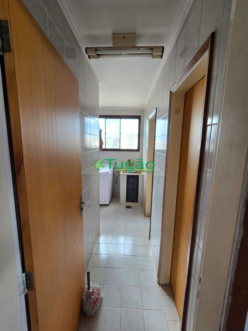 Apartamento com 3 quartos à venda, 140m² — foto 6 de 18