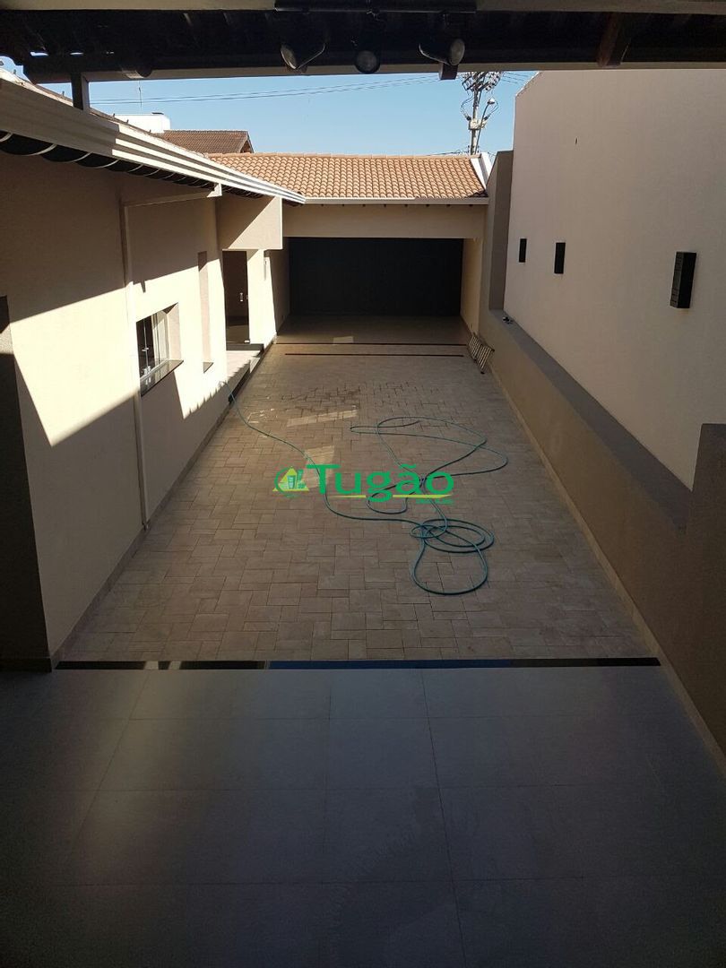 Casa com 3 quartos à venda, 378m² — foto 24 de 75