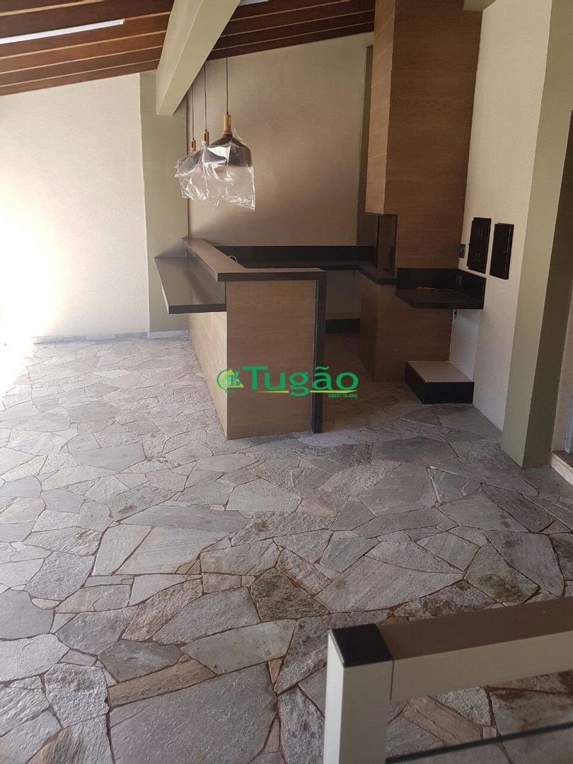 Casa com 3 quartos à venda, 378m² — foto 32 de 75