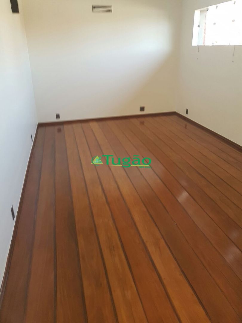 Casa com 3 quartos à venda, 378m² — foto 18 de 75