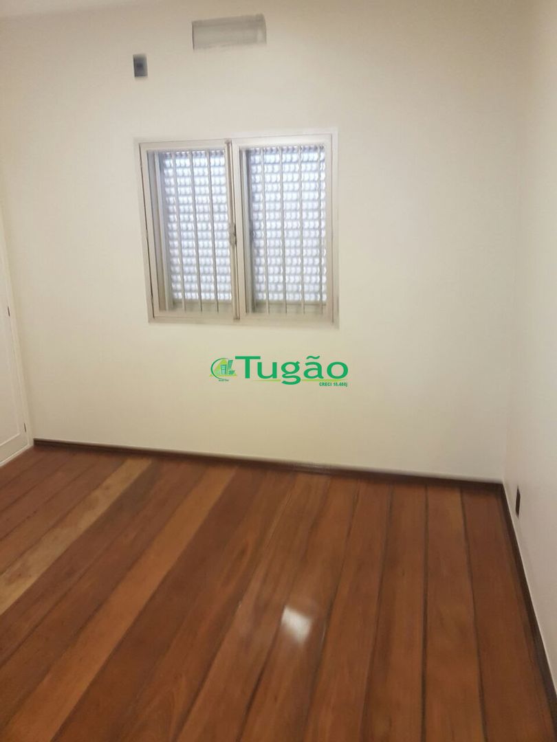 Casa com 3 quartos à venda, 378m² — foto 68 de 75