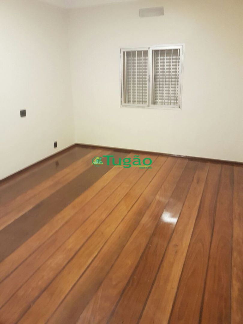 Casa com 3 quartos à venda, 378m² — foto 22 de 75