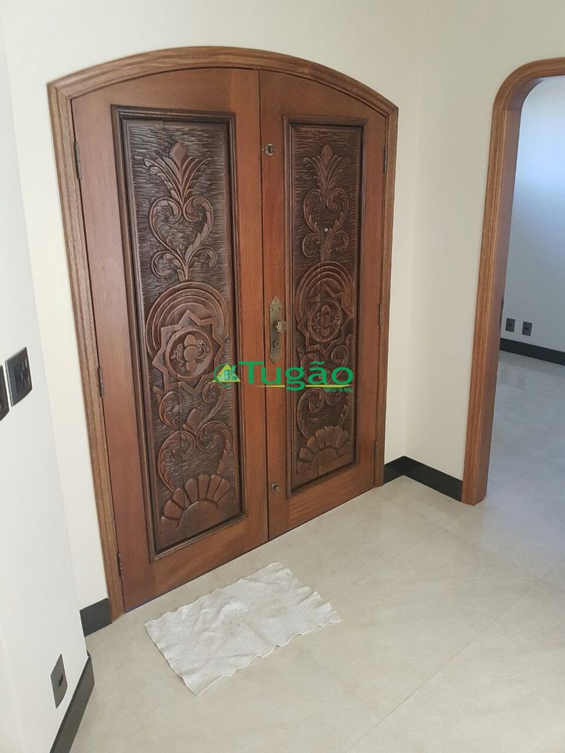 Casa com 3 quartos à venda, 378m² — foto 59 de 75