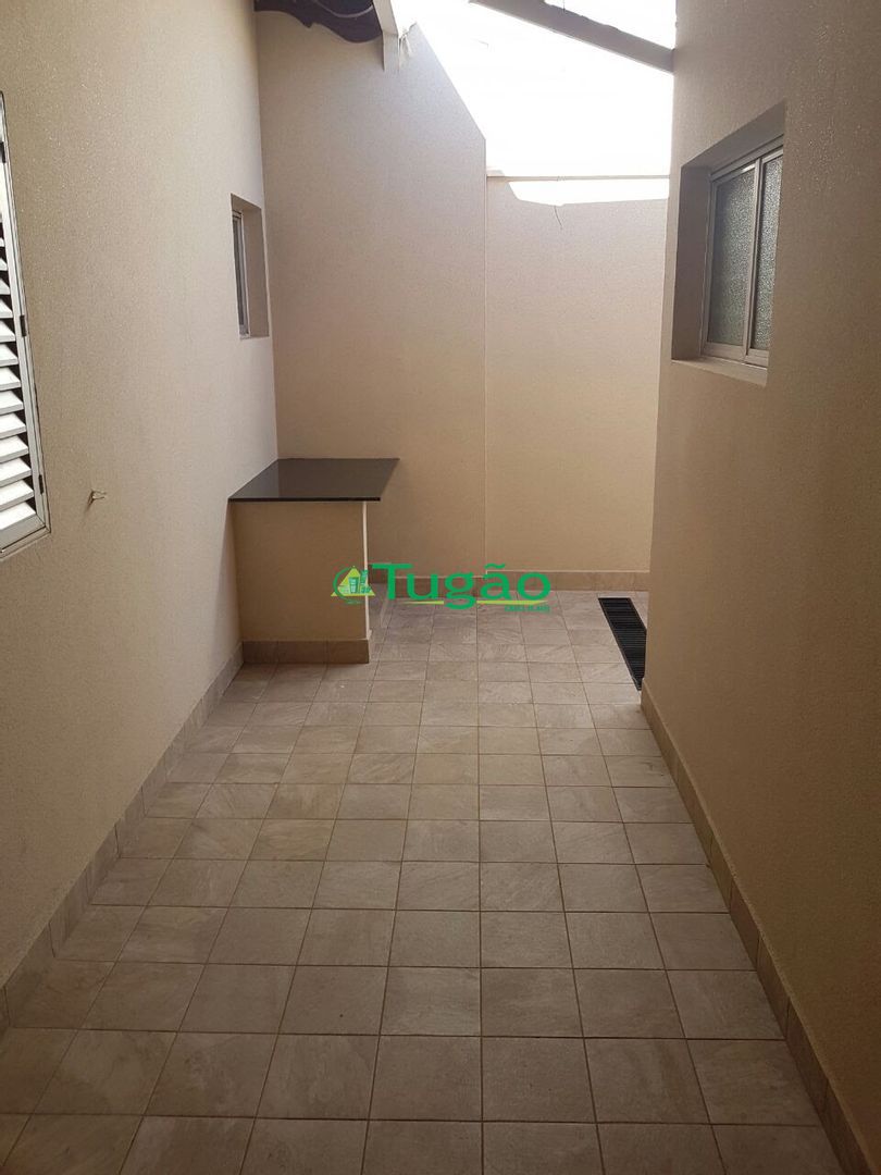 Casa com 3 quartos à venda, 378m² — foto 53 de 75