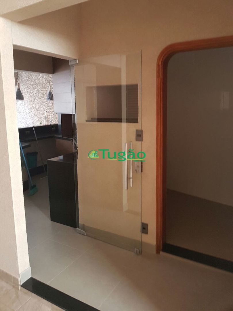 Casa com 3 quartos à venda, 378m² — foto 47 de 75