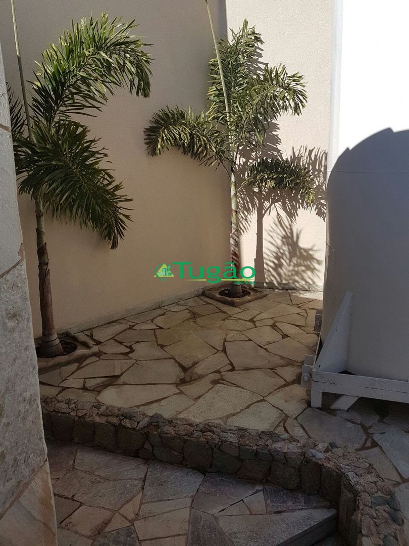 Casa com 3 quartos à venda, 378m² — foto 38 de 75