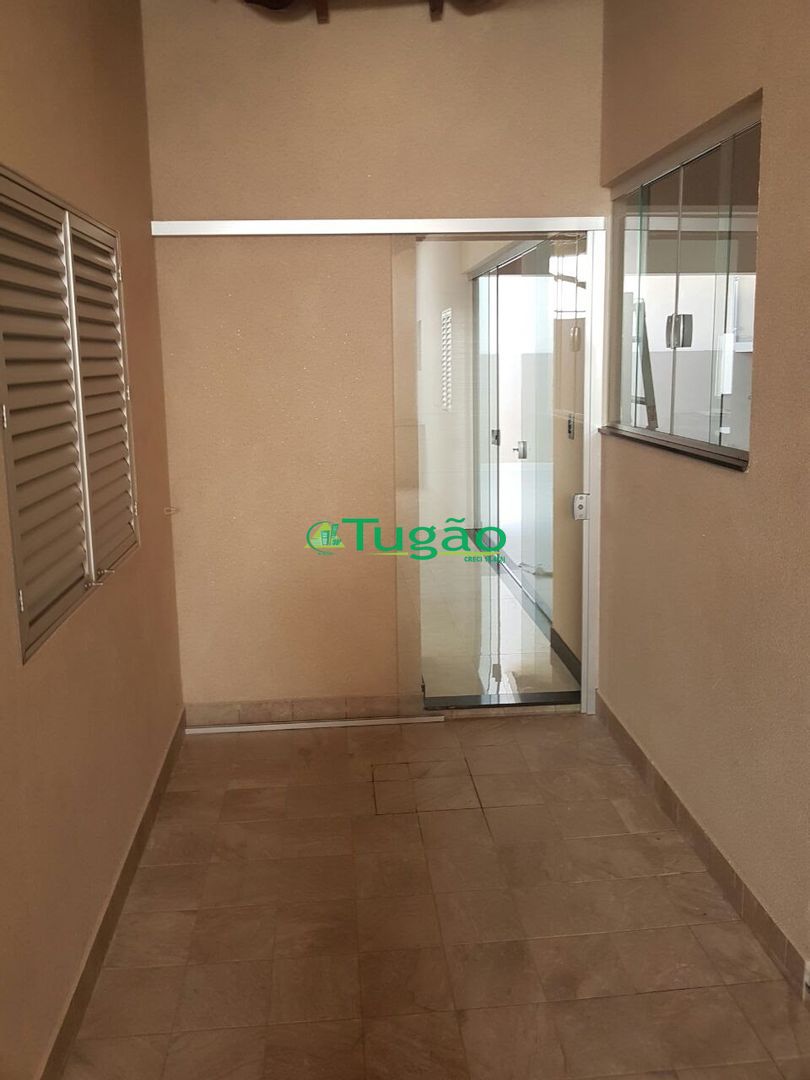 Casa com 3 quartos à venda, 378m² — foto 60 de 75