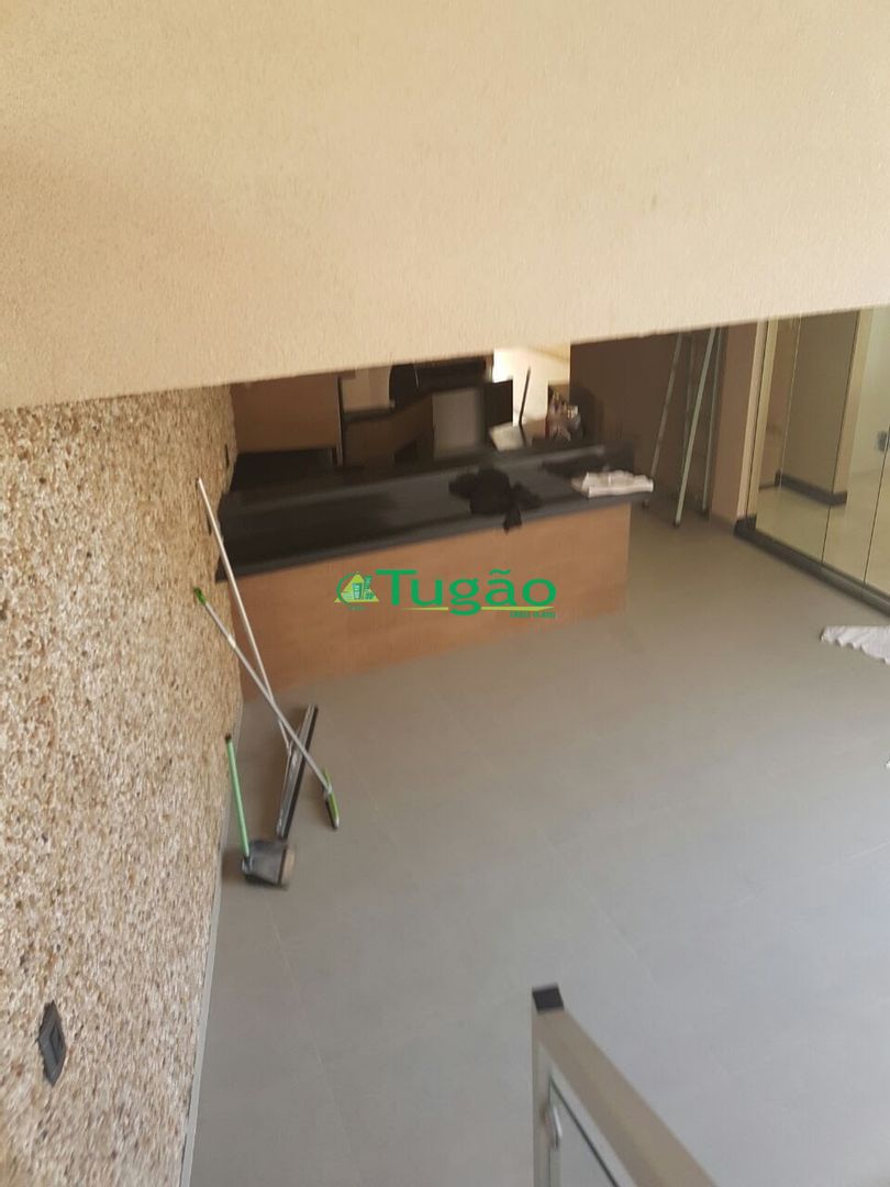 Casa com 3 quartos à venda, 378m² — foto 44 de 75