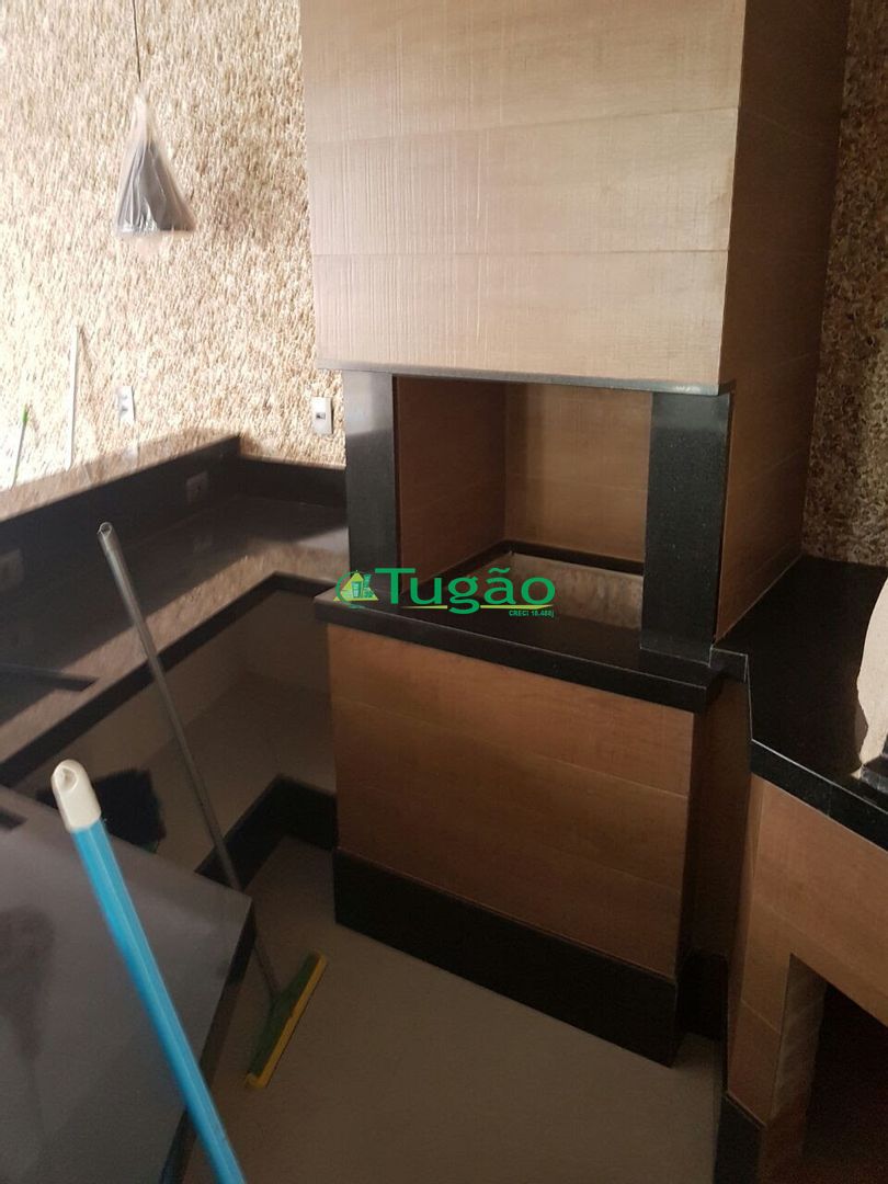 Casa com 3 quartos à venda, 378m² — foto 45 de 75