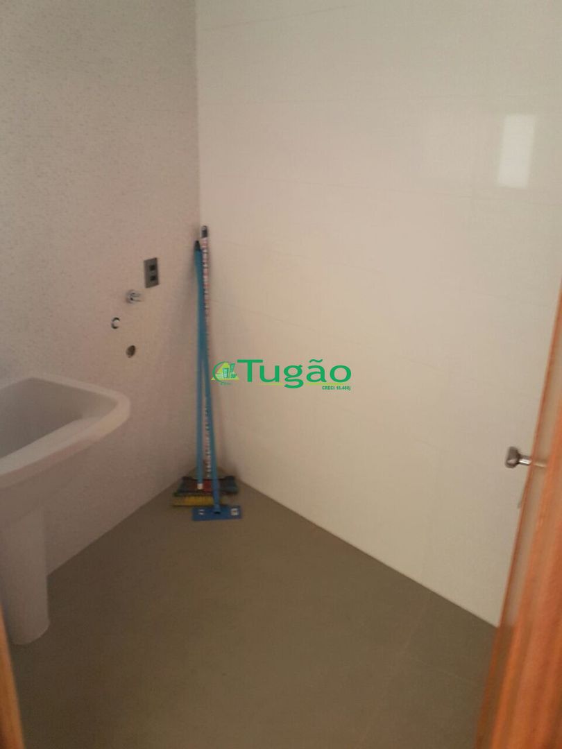 Casa com 3 quartos à venda, 378m² — foto 49 de 75