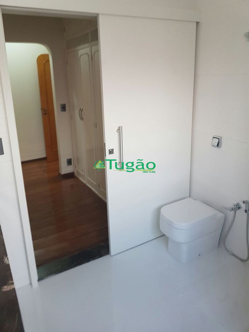 Casa com 3 quartos à venda, 378m² — foto 5 de 75