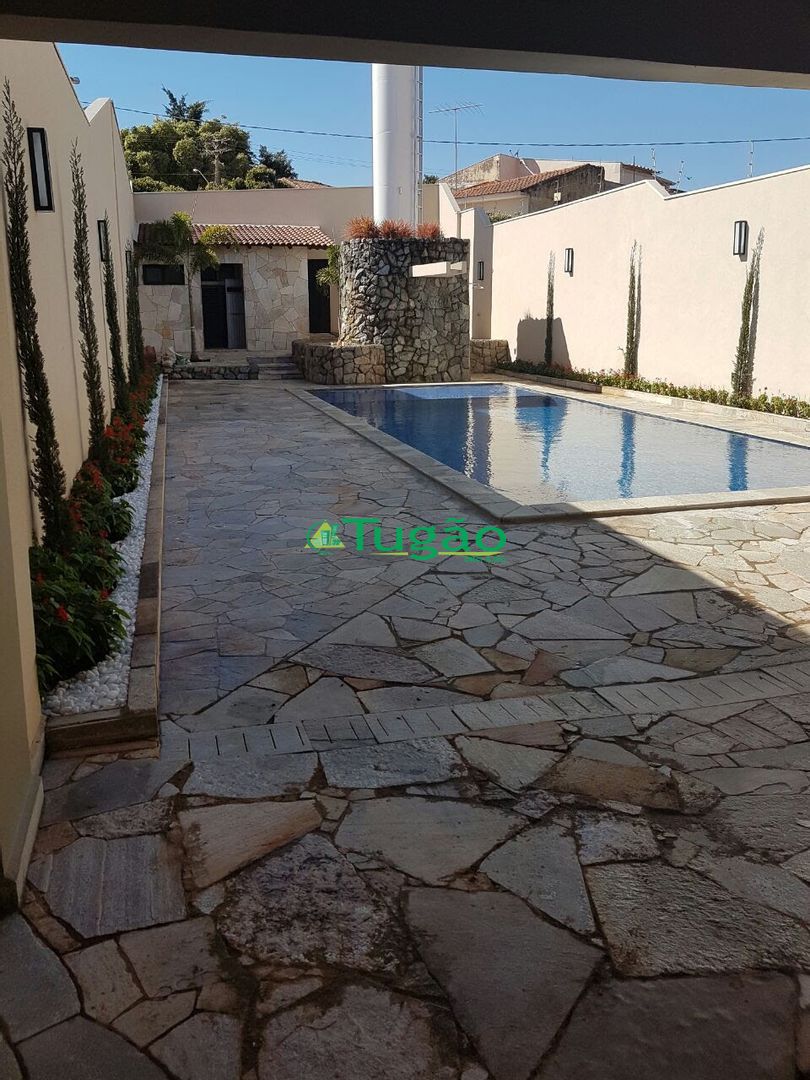 Casa com 3 quartos à venda, 378m² — foto 31 de 75