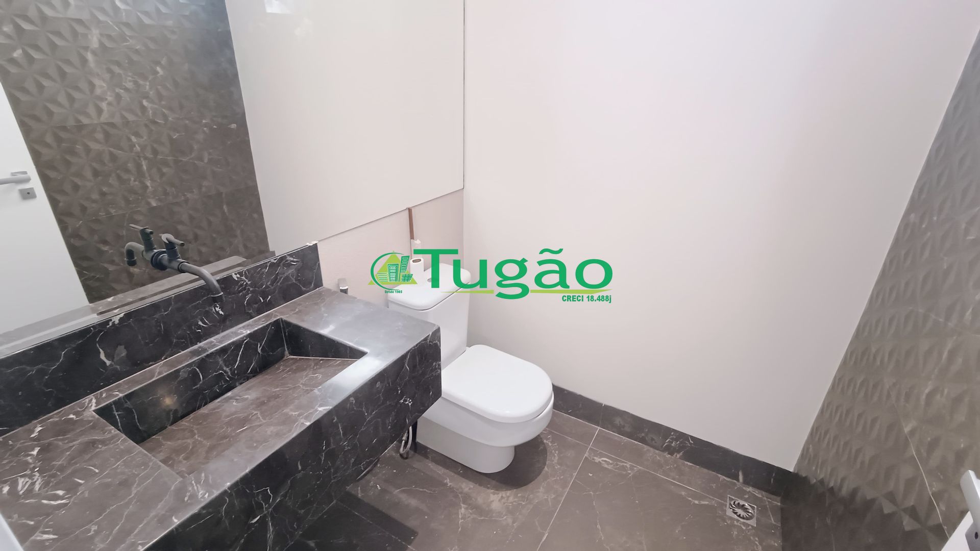 Casa de Condomínio com 3 quartos à venda, 249m² — foto 7 de 29
