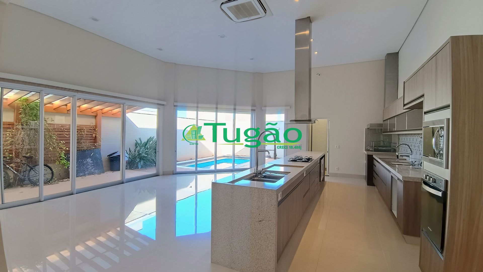 Casa de Condomínio com 3 quartos à venda, 249m² — foto 6 de 29