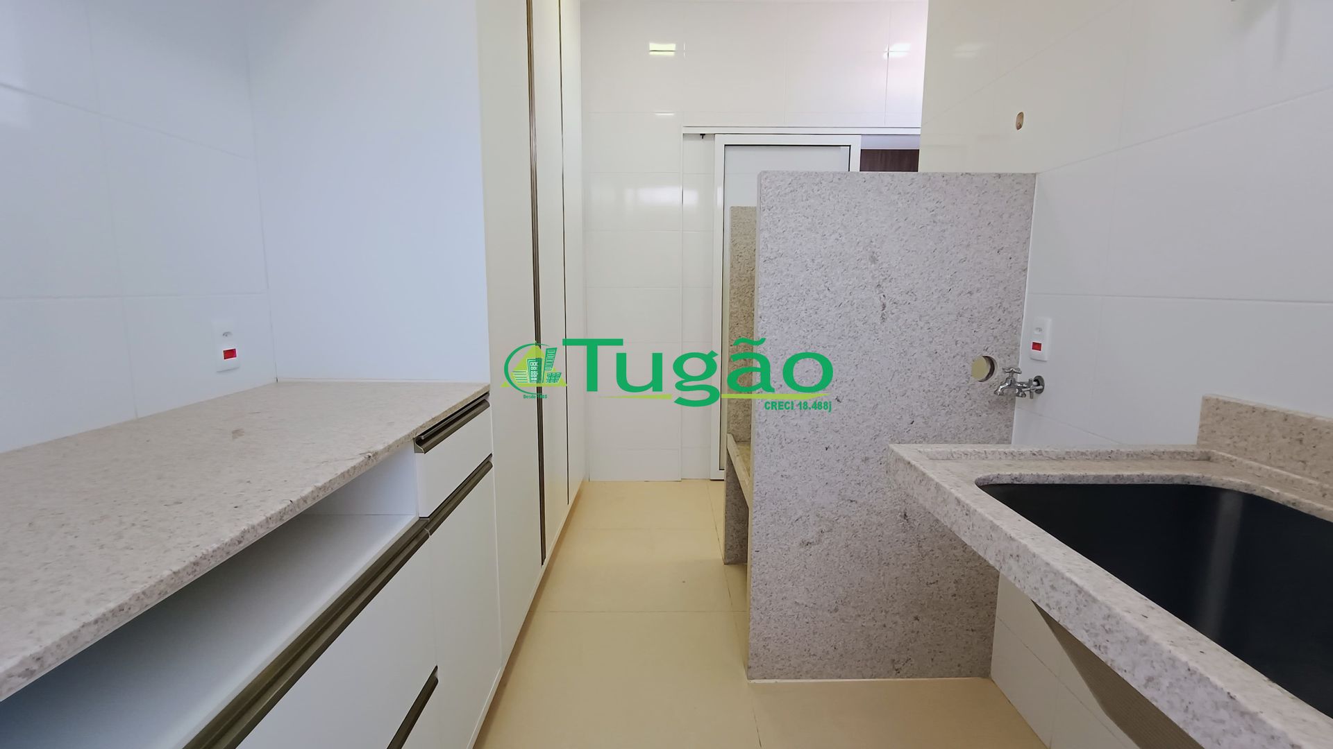 Casa de Condomínio com 3 quartos à venda, 249m² — foto 19 de 29