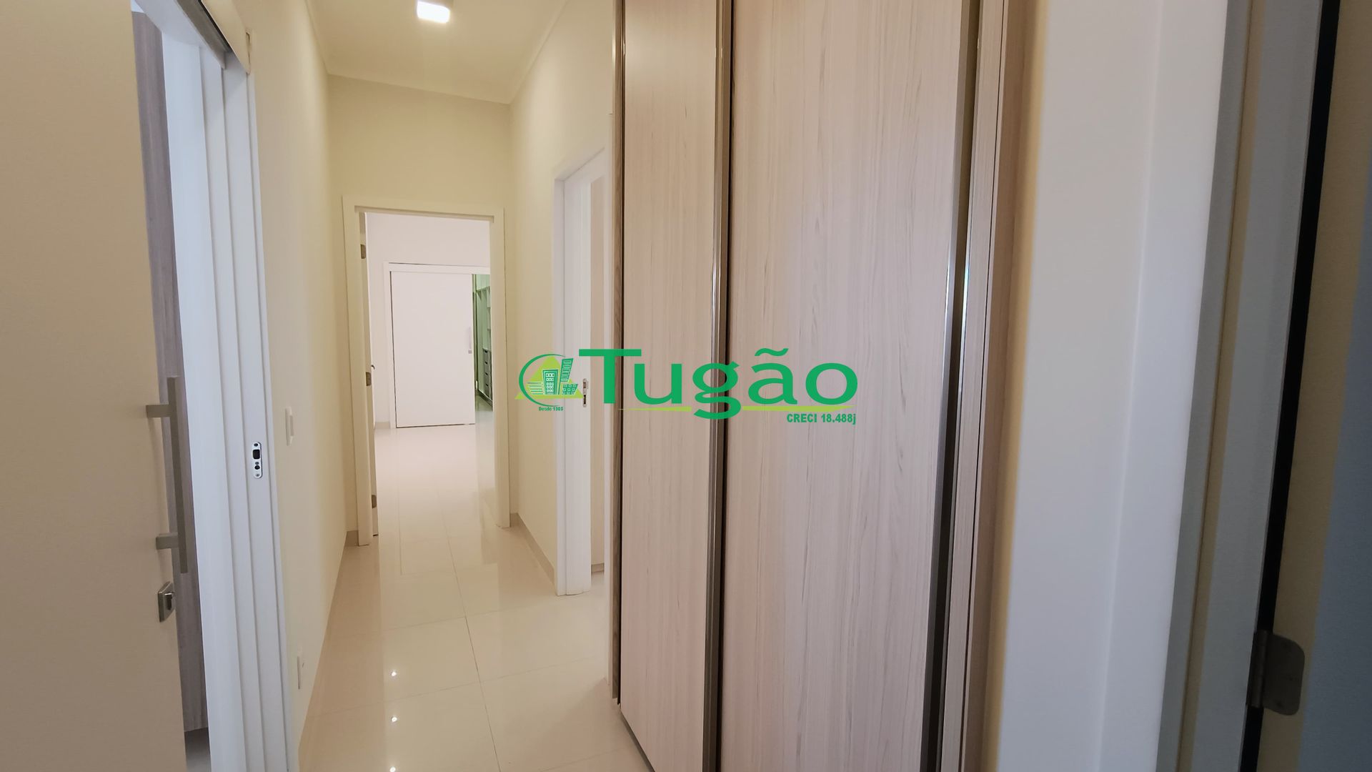 Casa de Condomínio com 3 quartos à venda, 249m² — foto 21 de 29