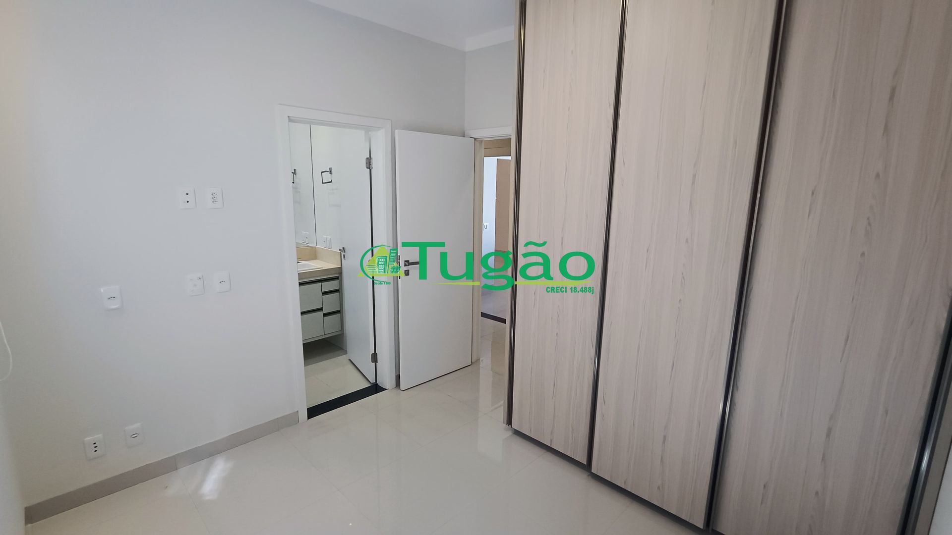 Casa de Condomínio com 3 quartos à venda, 249m² — foto 23 de 29