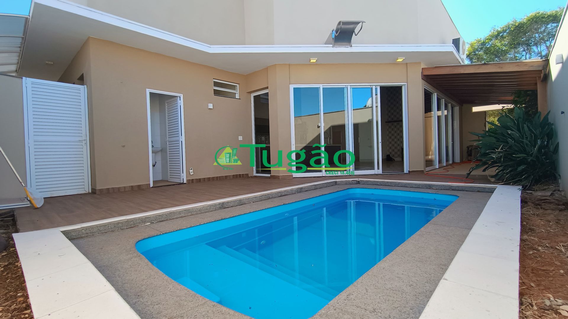 Casa de Condomínio com 3 quartos à venda, 249m² — foto 16 de 29