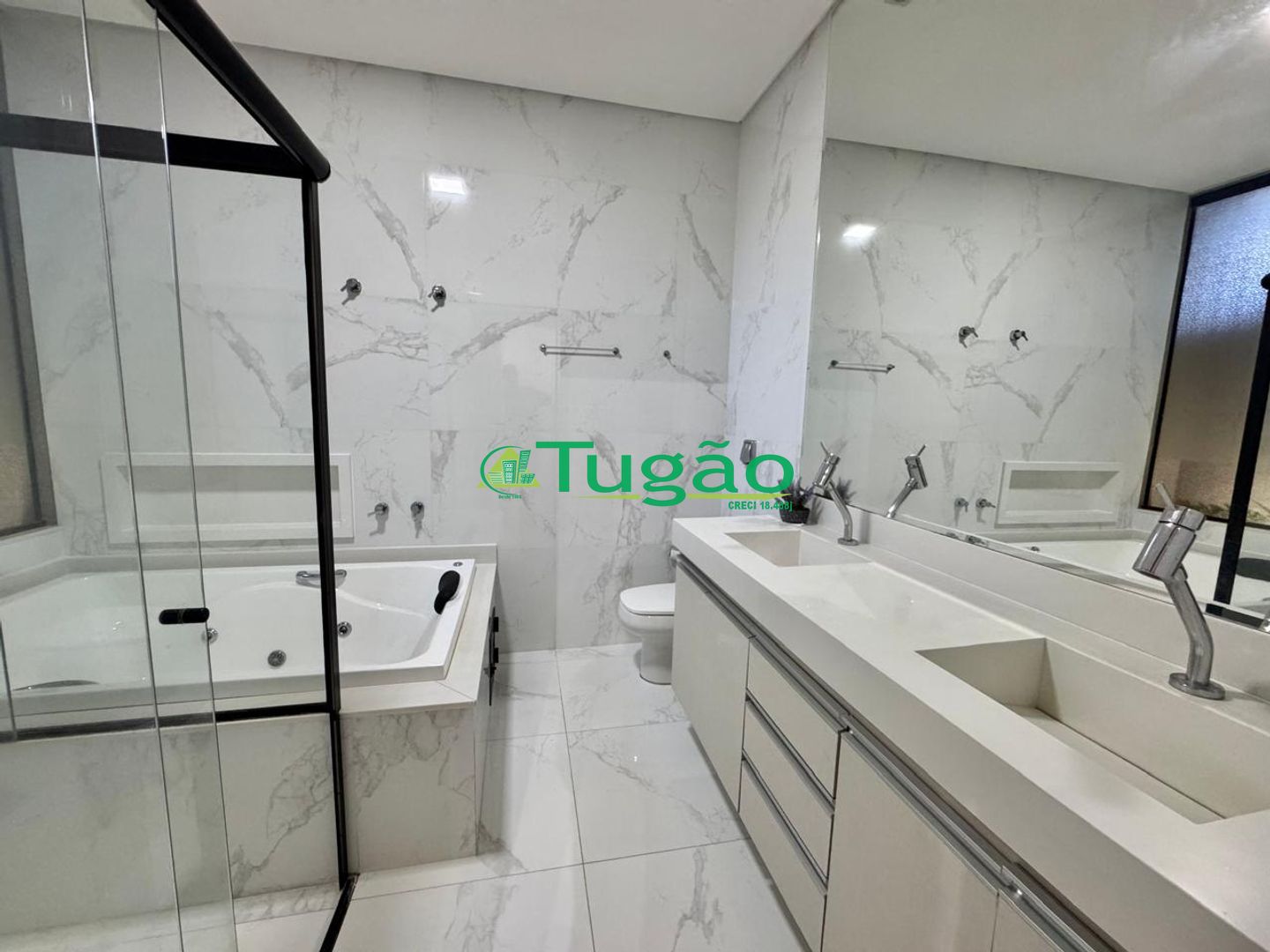 Casa de Condomínio com 3 quartos à venda, 196m² — foto 10 de 23
