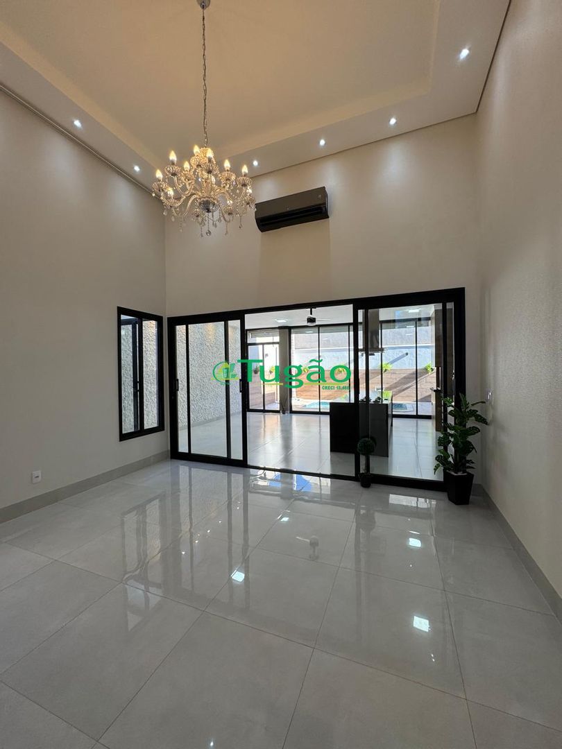 Casa de Condomínio com 3 quartos à venda, 196m² — foto 18 de 23