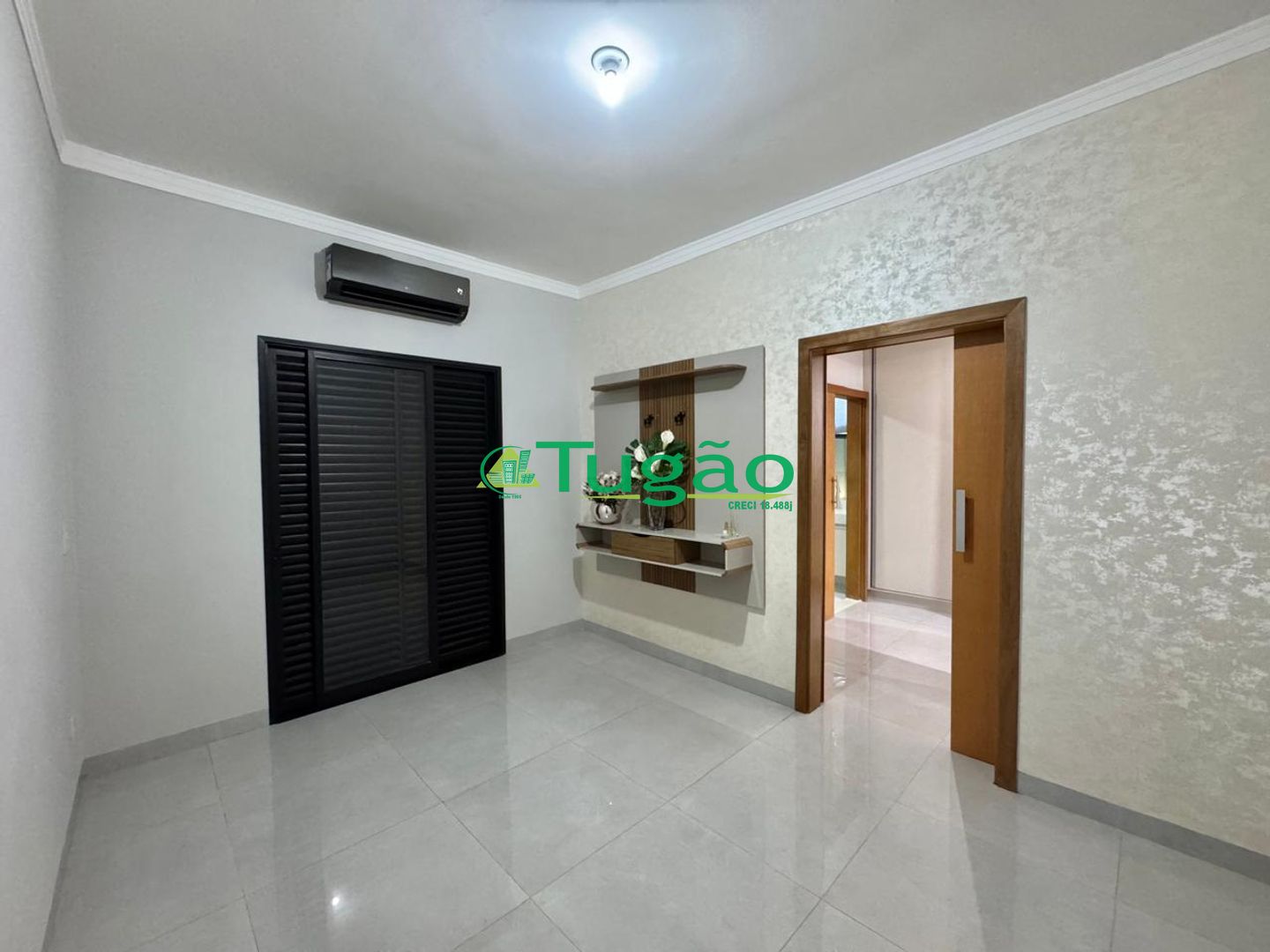 Casa de Condomínio com 3 quartos à venda, 196m² — foto 12 de 23