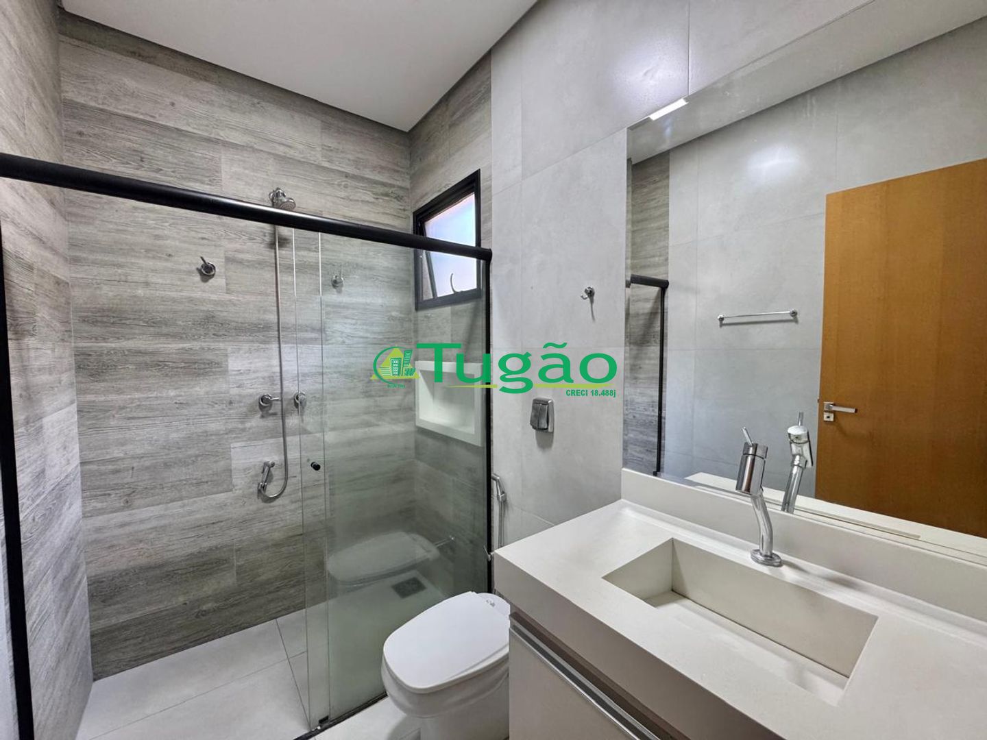 Casa de Condomínio com 3 quartos à venda, 196m² — foto 15 de 23