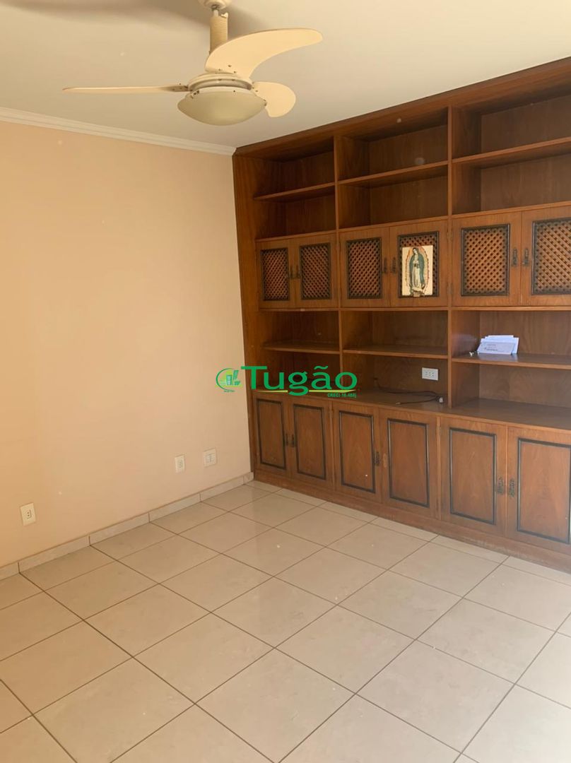 Apartamento com 3 quartos à venda, 216m² — foto 8 de 29