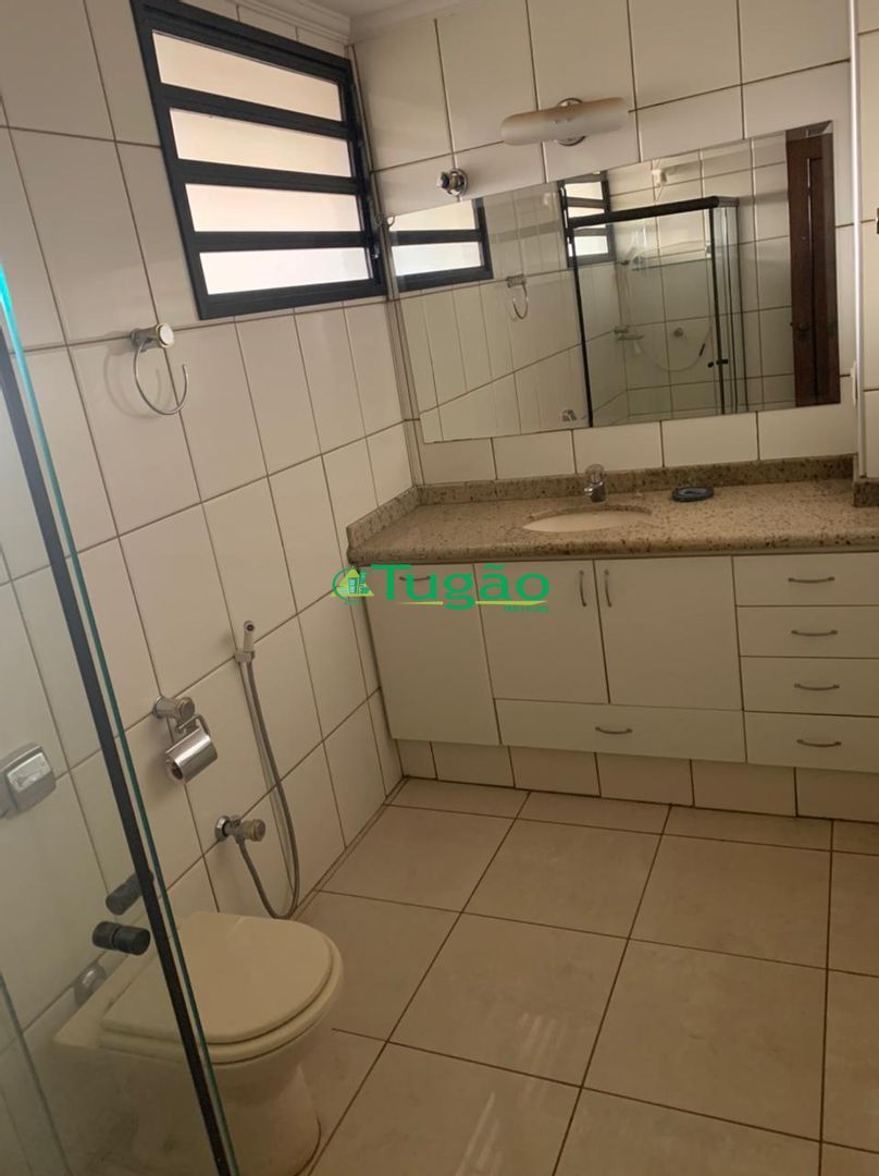 Apartamento com 3 quartos à venda, 216m² — foto 13 de 29