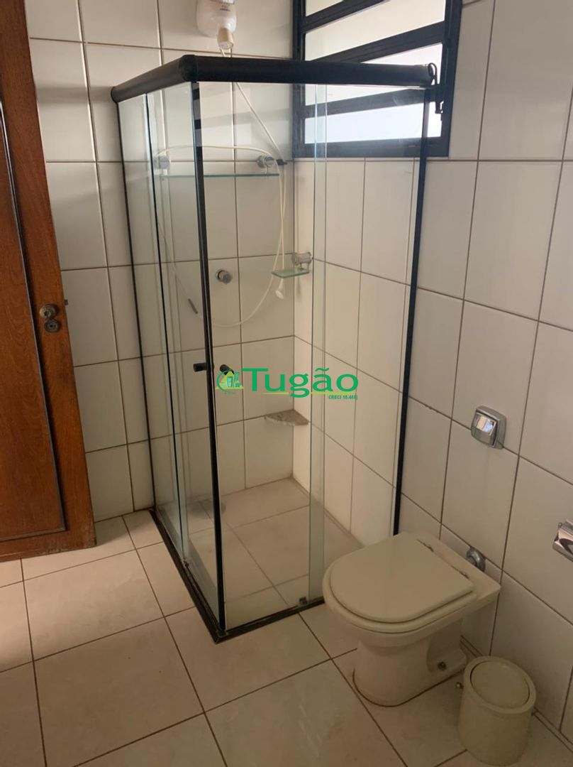 Apartamento com 3 quartos à venda, 216m² — foto 23 de 29