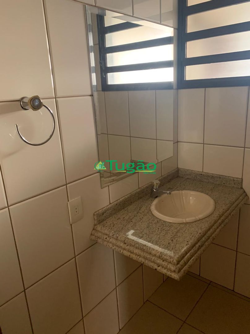 Apartamento com 3 quartos à venda, 216m² — foto 28 de 29