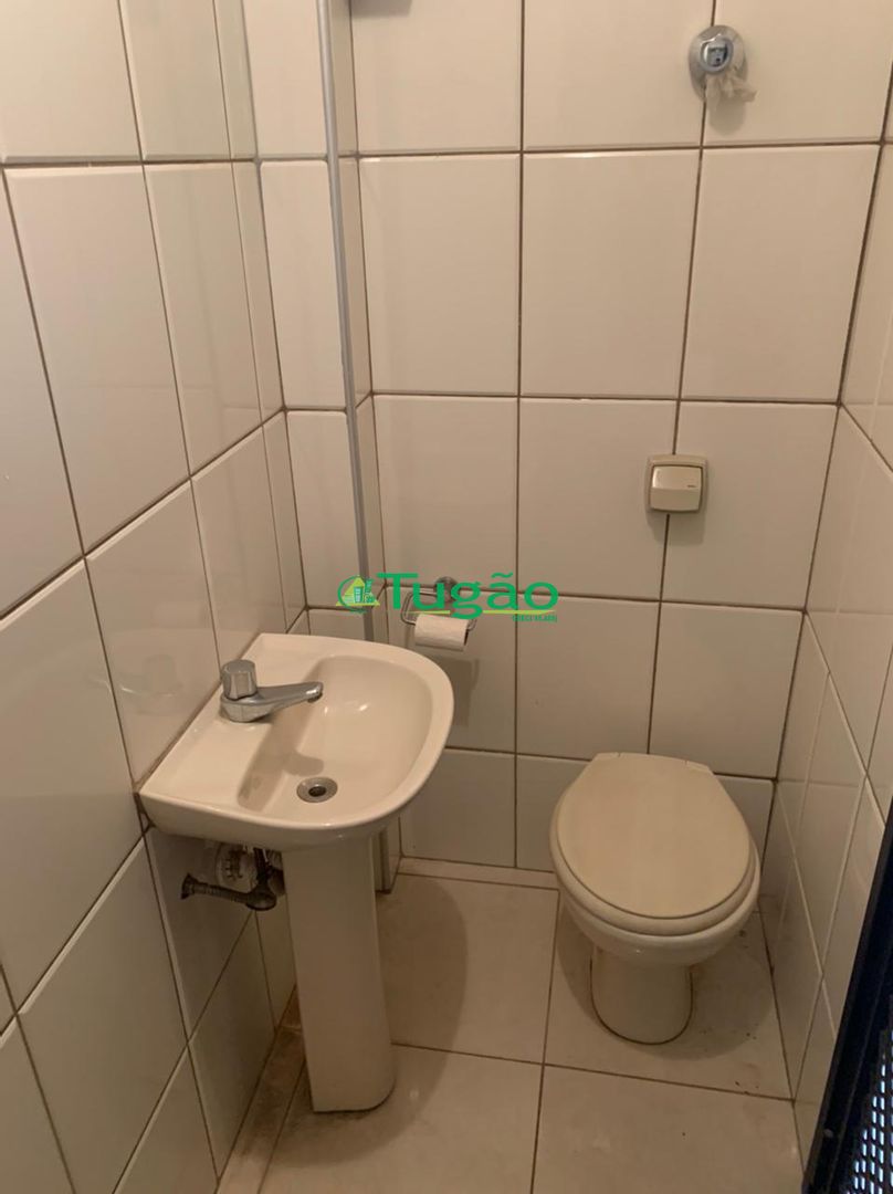 Apartamento com 3 quartos à venda, 216m² — foto 27 de 29