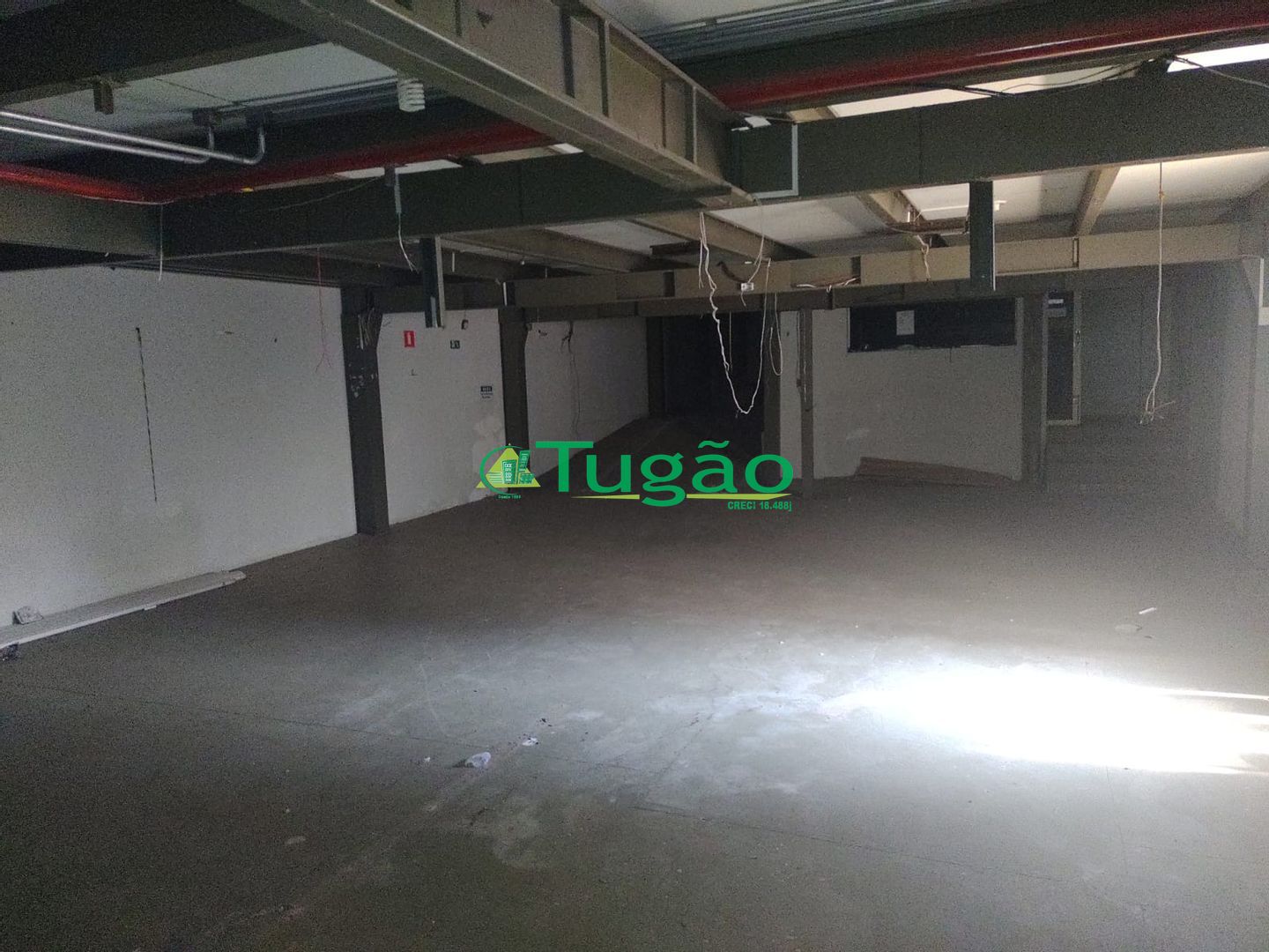 Loja / Salão / Ponto Comercial  à venda, 1550m² — foto 2 de 6