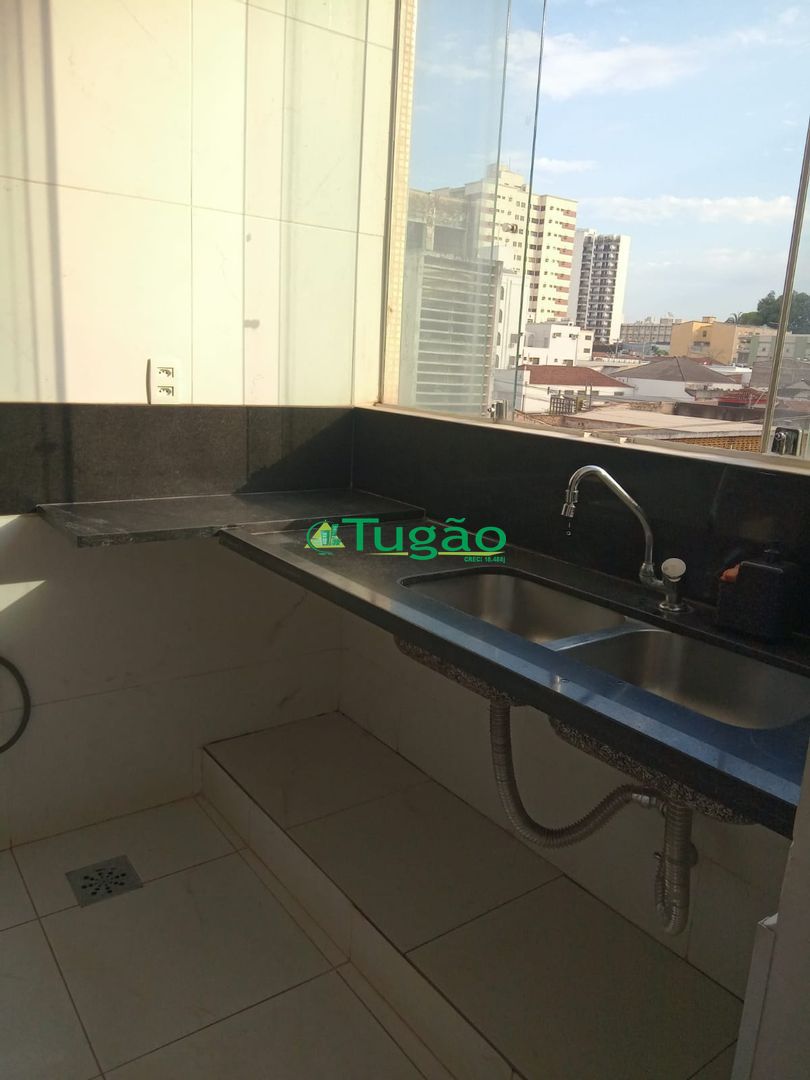 Apartamento com 3 quartos para aluguel, 179m² — foto 17 de 23