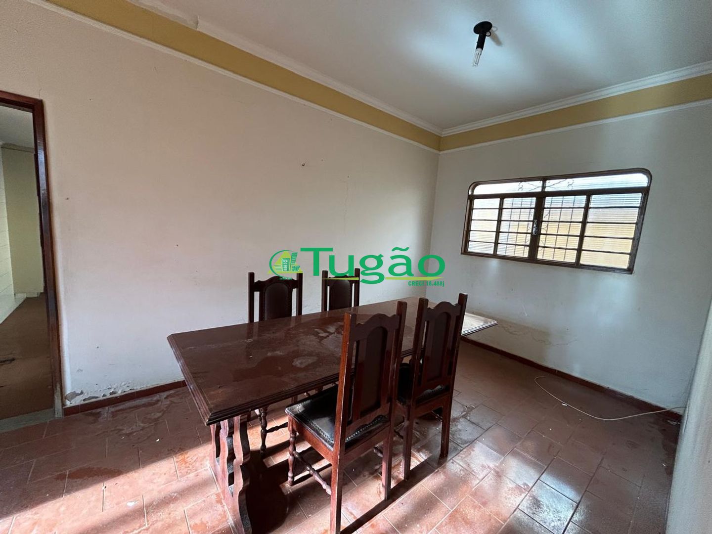 Casa com 3 quartos à venda, 190m² — foto 3 de 7