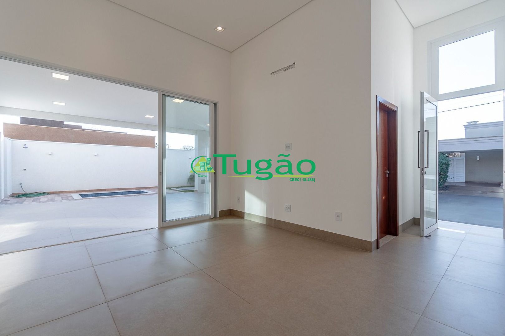 Casa de Condomínio com 3 quartos à venda, 180m² — foto 16 de 16