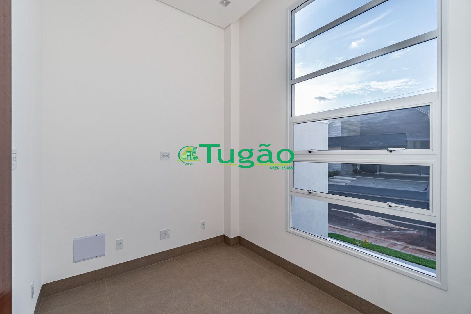 Casa de Condomínio com 3 quartos à venda, 180m² — foto 7 de 16