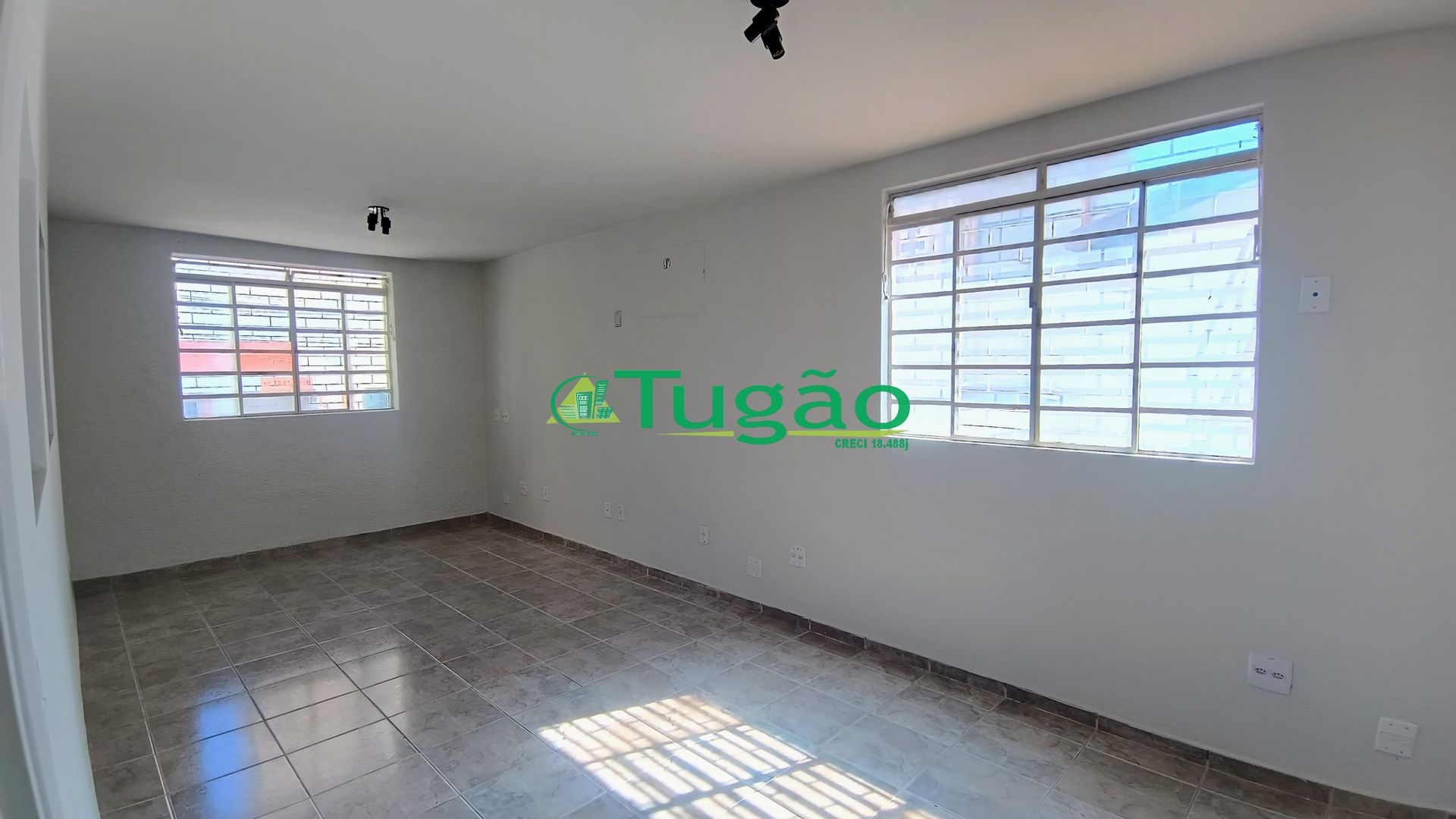 Imóvel Comercial  para aluguel, 330m² — foto 3 de 27