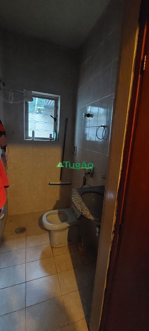 Casa com 3 quartos à venda, 190m² — foto 5 de 14